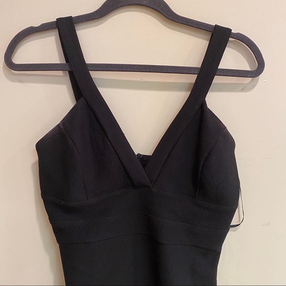 Forever21 Black V-Neck Bodycon Mini Dress - Picture 2 of 5